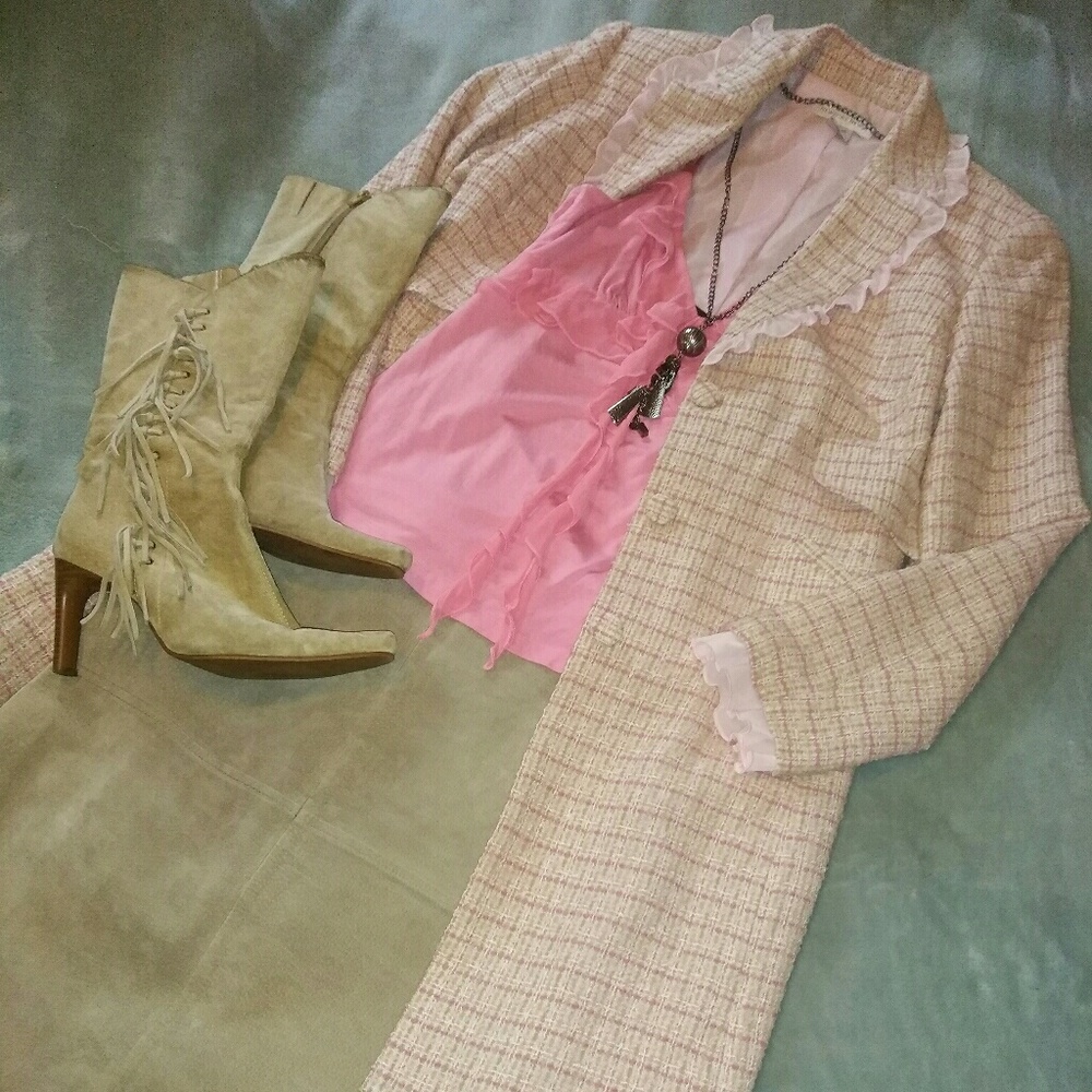 Pink Feminine Tweed Coat - Get a deal on outfit